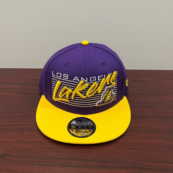 New Era, 9Fifty SnapBack Hat, Los Angeles Lakers - Picture 1 of 8